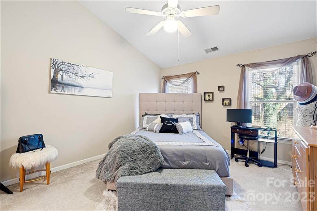 Davis Lake - Residential