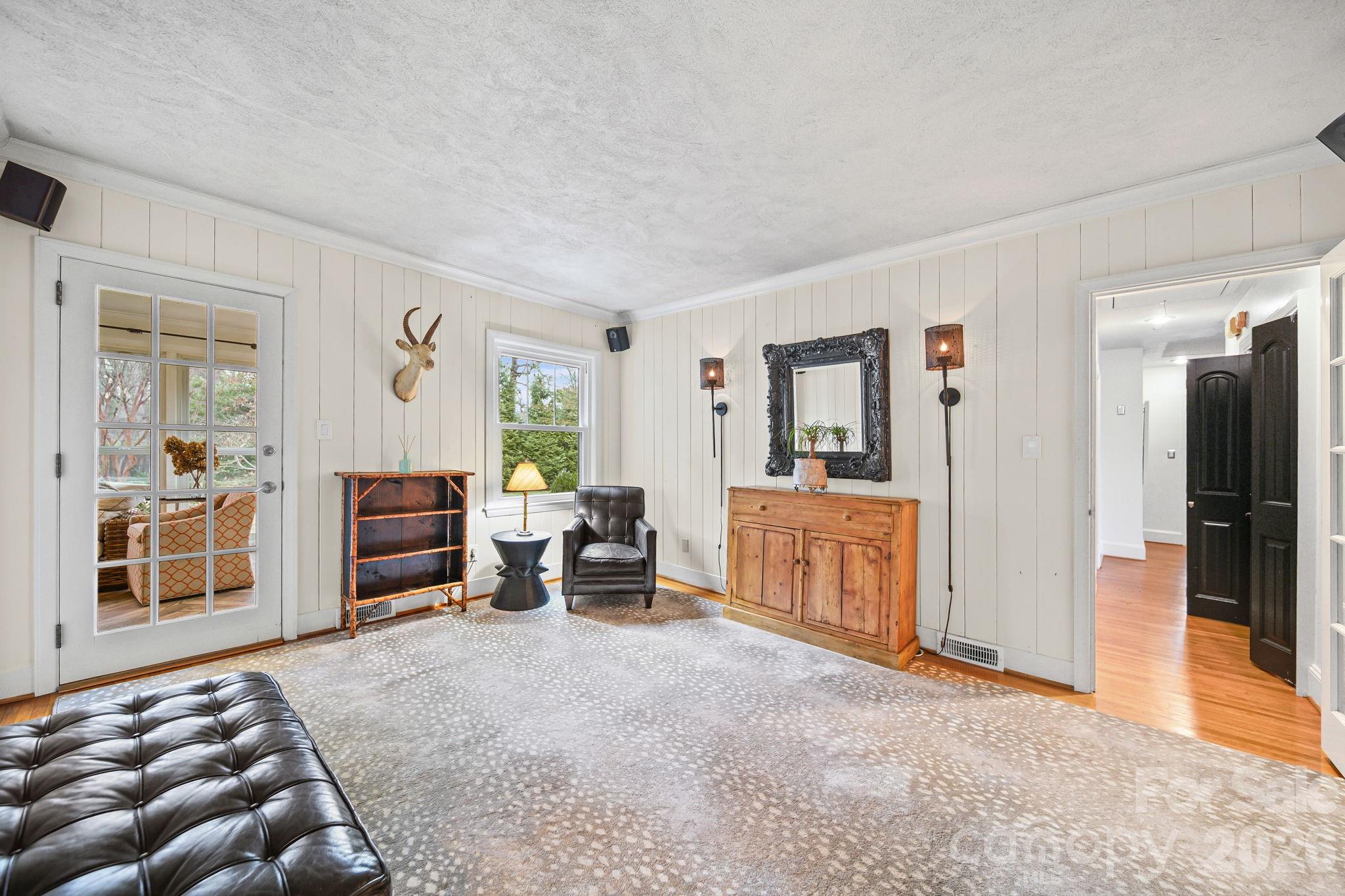 Sherwood Forest - Residential