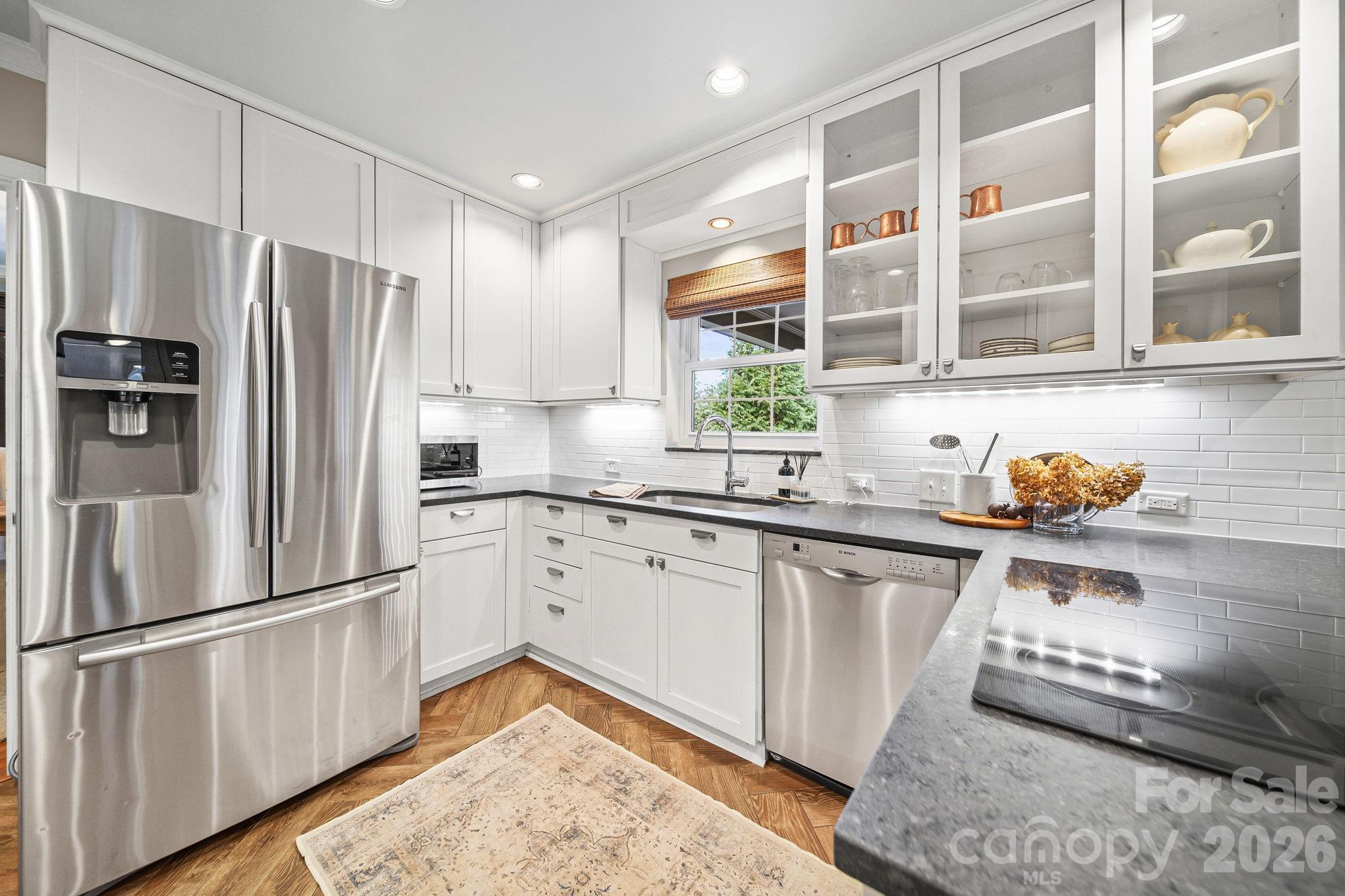 Sherwood Forest - Residential