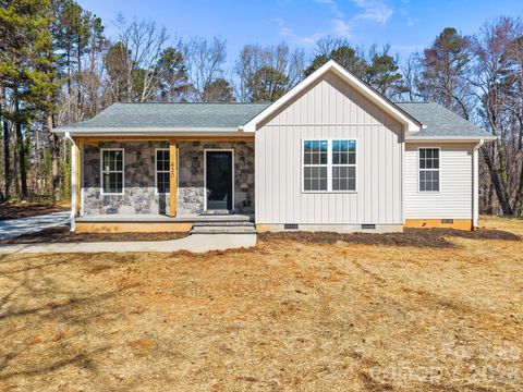 Photo of 430 Old Wood Lane, Salisbury, NC 28144 (MLS # 4334382)