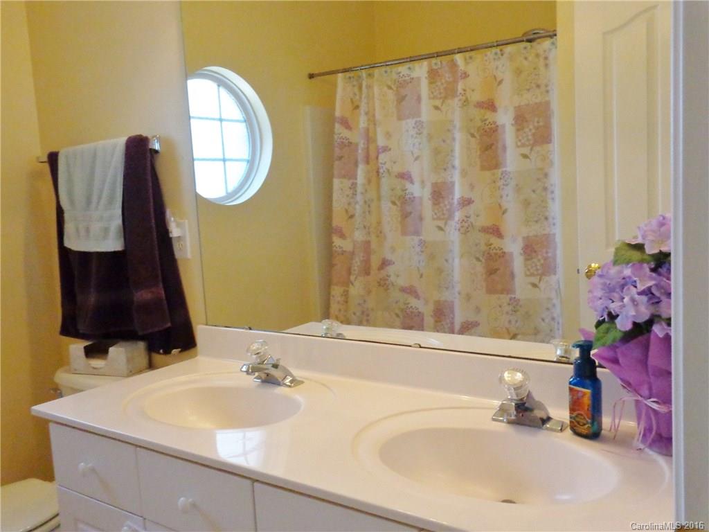 Rocky River Crossing - Residential