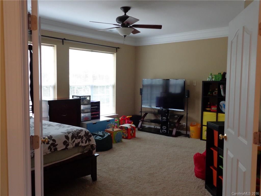 Rocky River Crossing - Residential