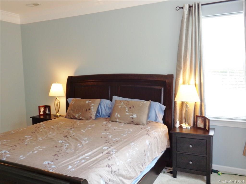 Rocky River Crossing - Residential