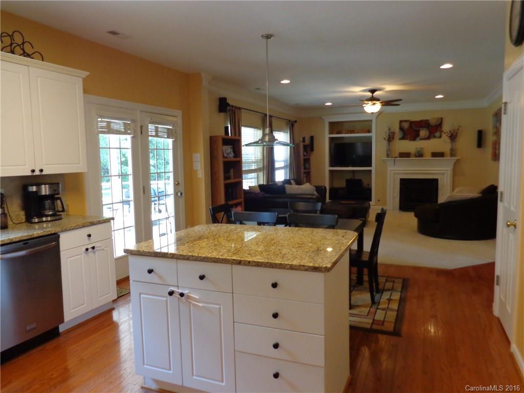 Rocky River Crossing - Residential