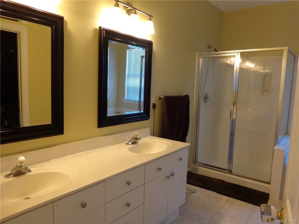 Rocky River Crossing - Residential