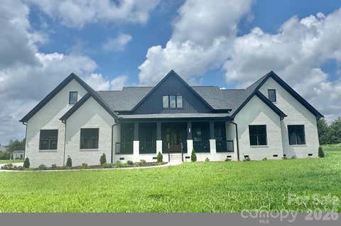 Photo of 254 Triple Ponds Court, Clover, SC 29710 (MLS # 4359431)