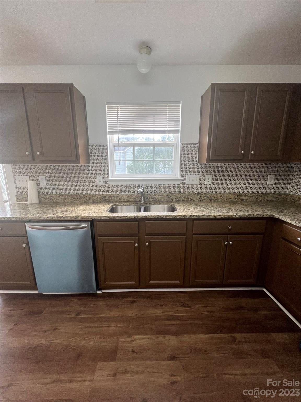 BROOKCHASE - Residential