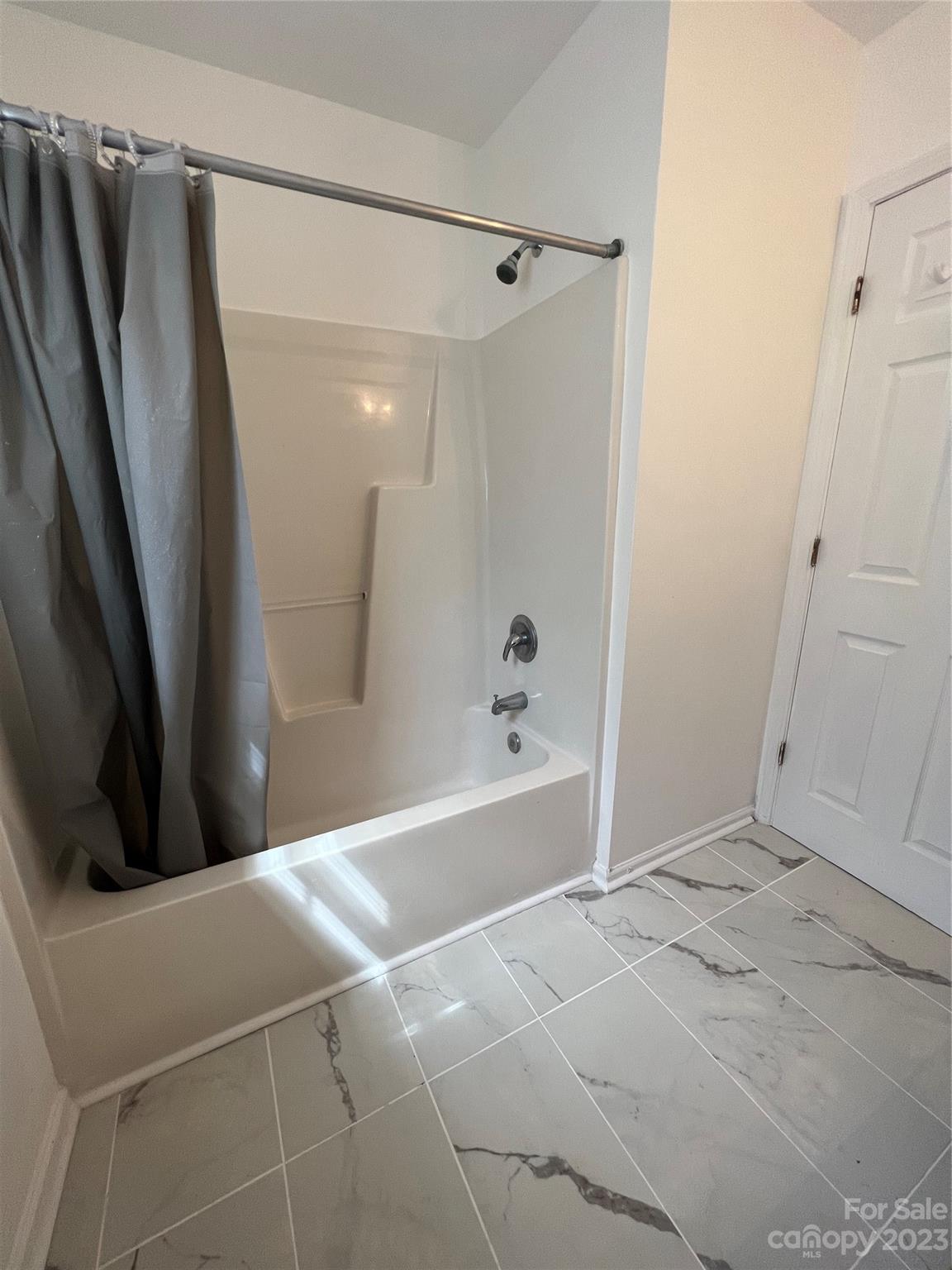 BROOKCHASE - Residential