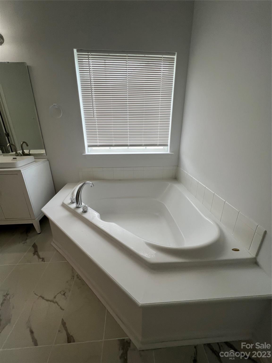 BROOKCHASE - Residential