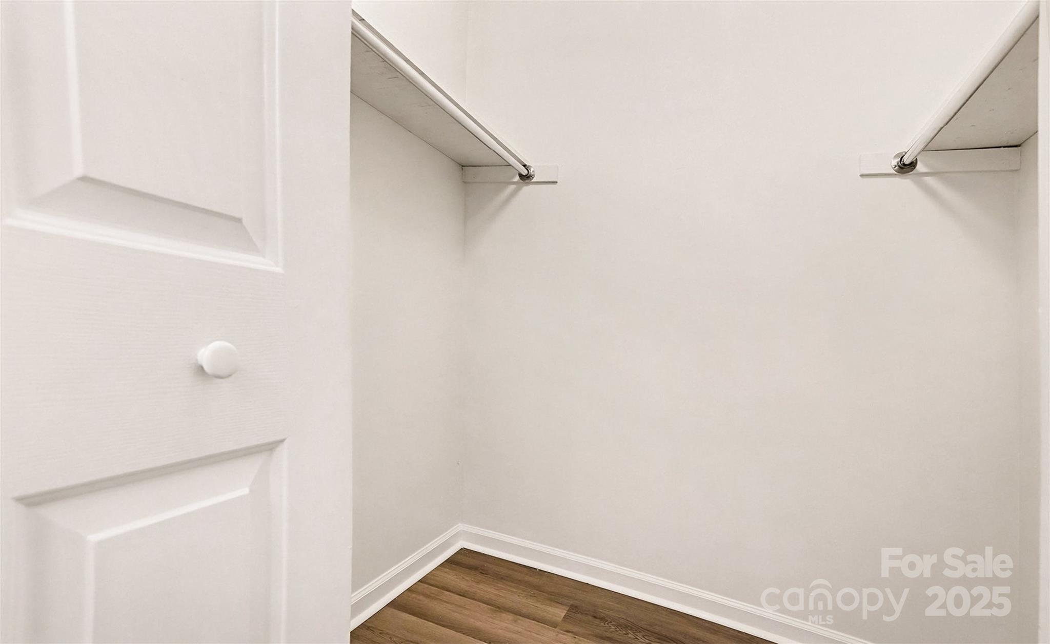 Hunt Club Villas - Residential