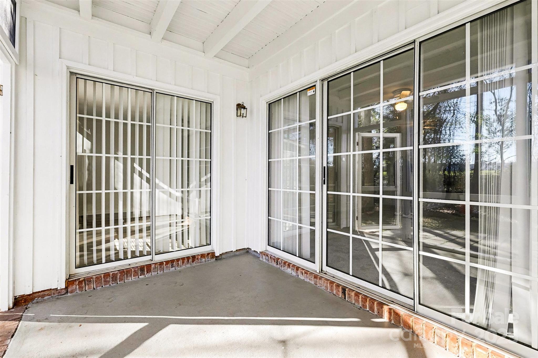 Hunt Club Villas - Residential