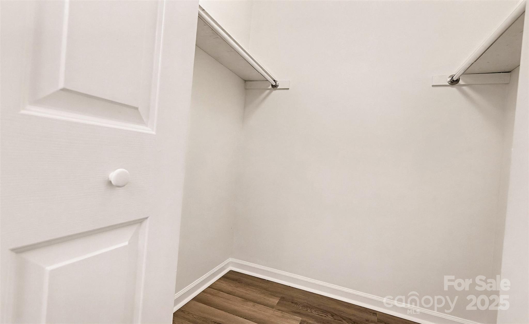 Hunt Club Villas - Residential