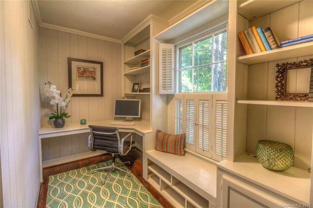 Sherwood Forest - Residential