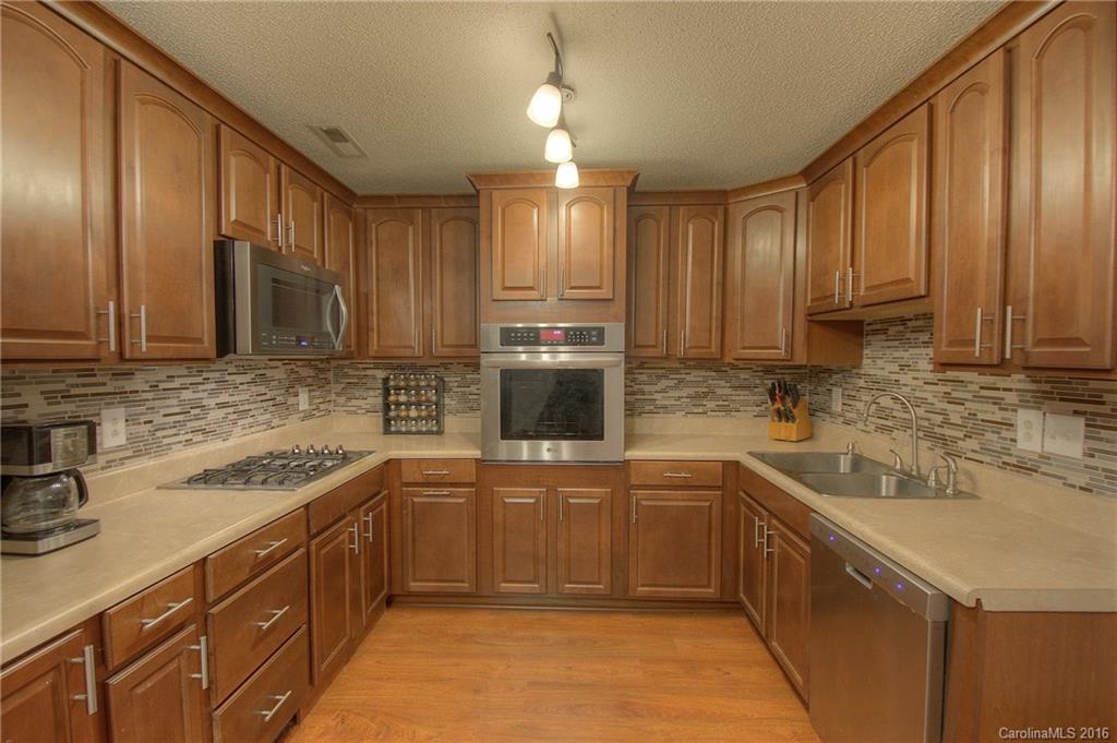 Alexis Pointe - Residential