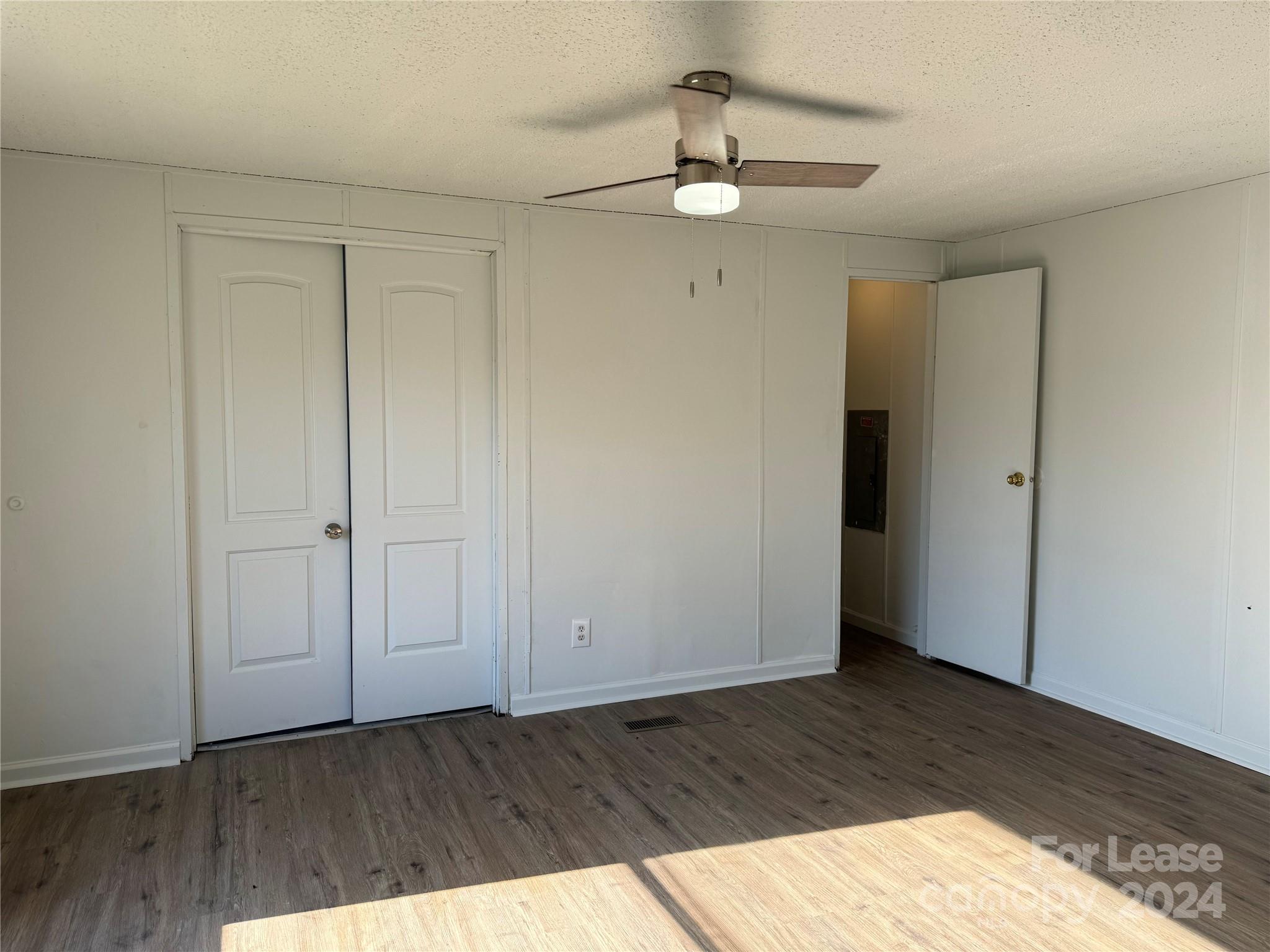 Woodland Acres - Residential Lease