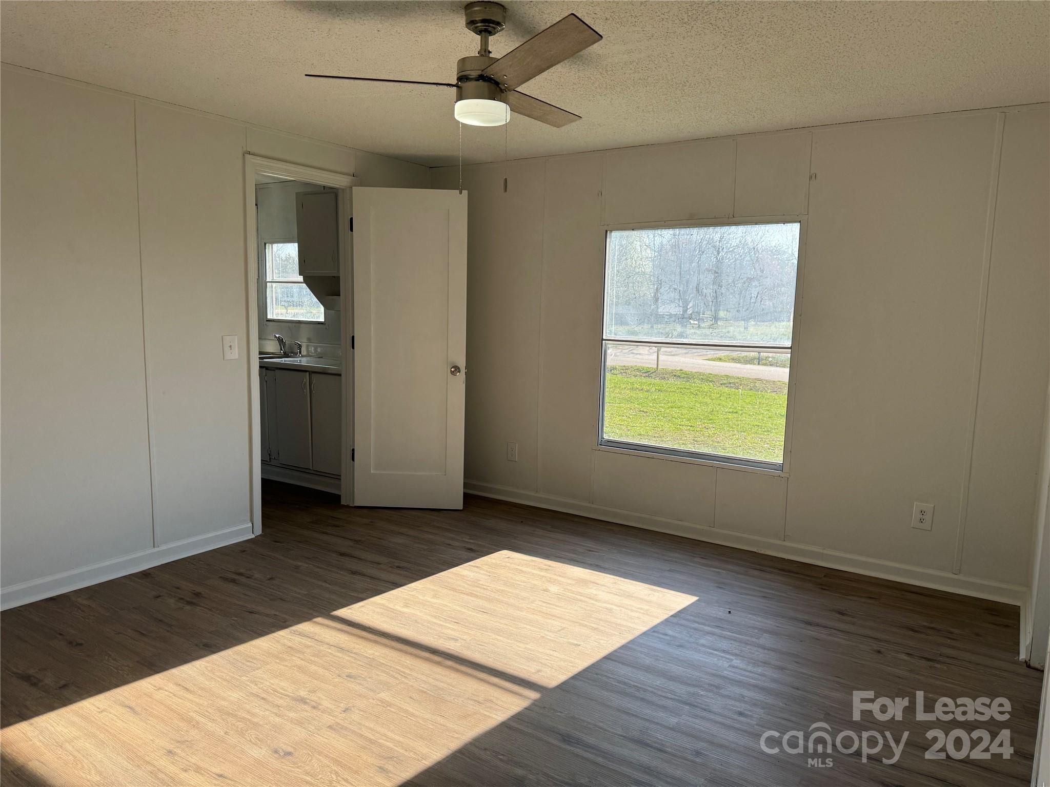 Woodland Acres - Residential Lease