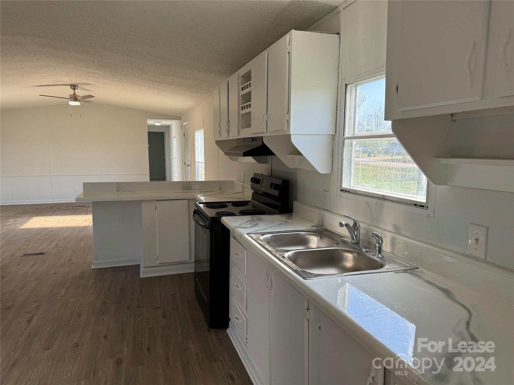 Woodland Acres - Residential Lease