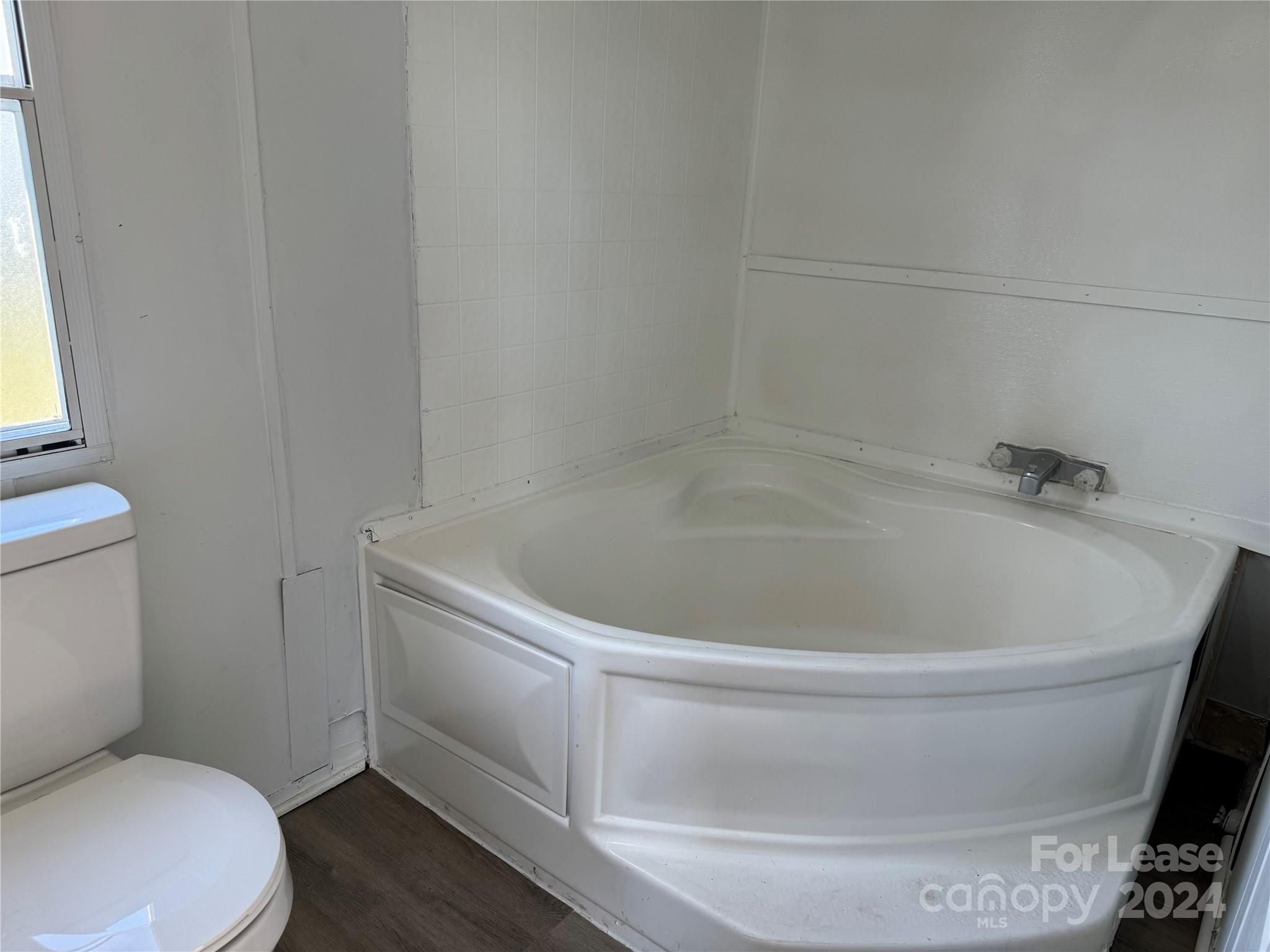 Woodland Acres - Residential Lease