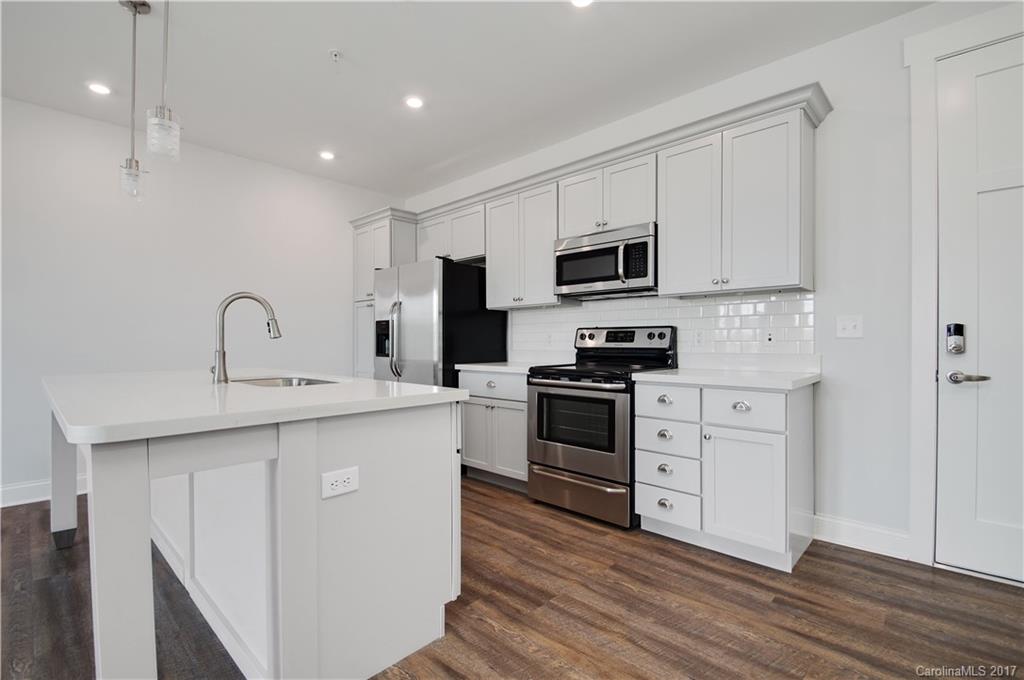 Riverwalk - Residential Lease