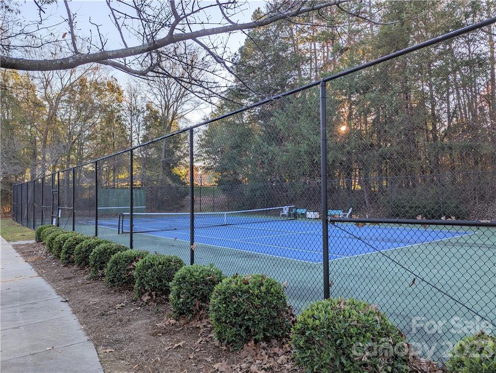 Spinnaker Point - Residential