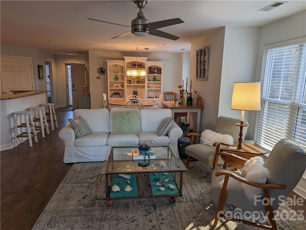 Spinnaker Point - Residential