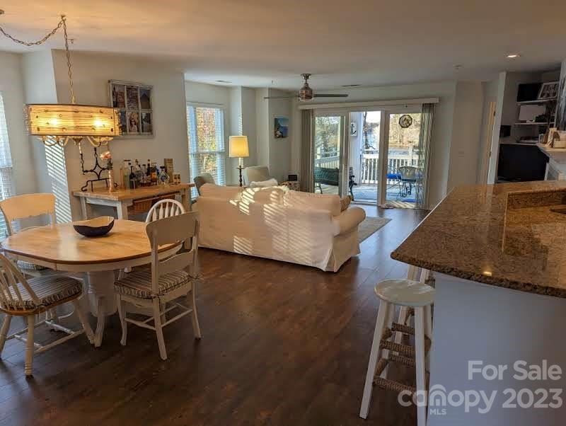 Spinnaker Point - Residential