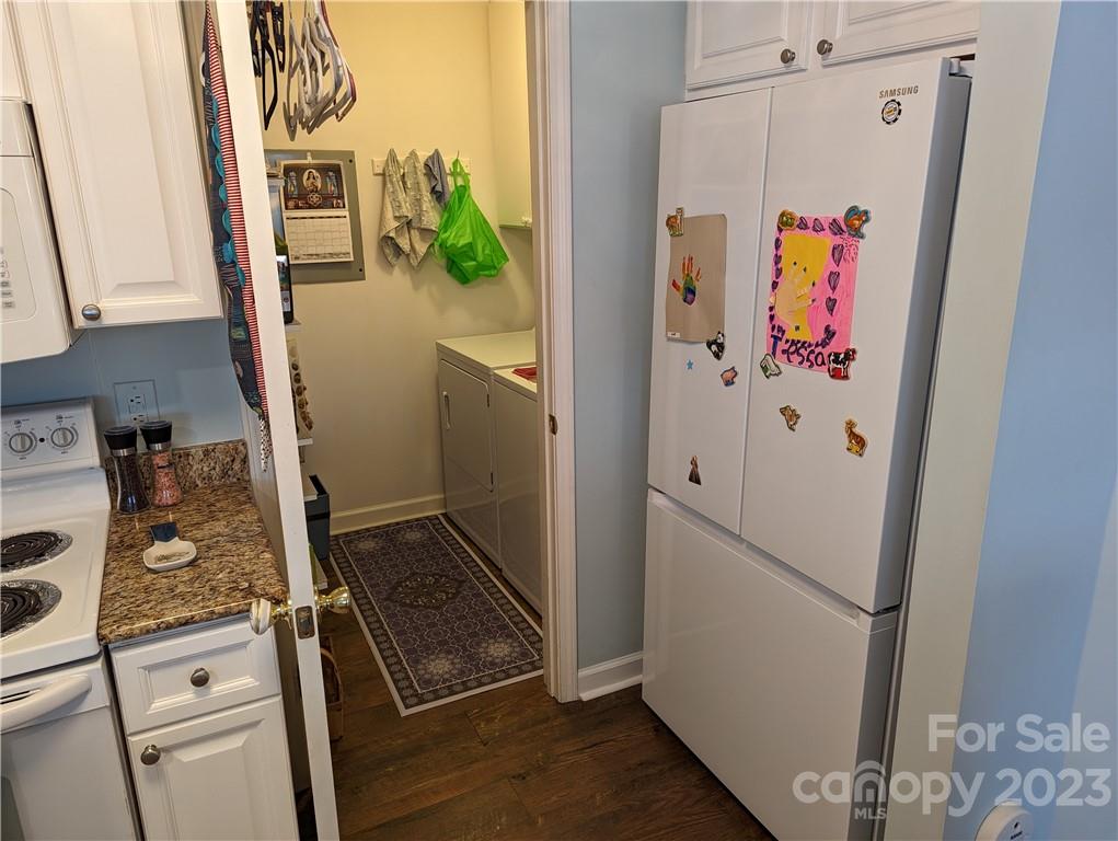 Spinnaker Point - Residential