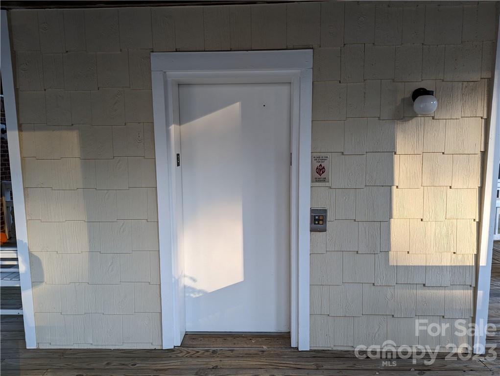 Spinnaker Point - Residential