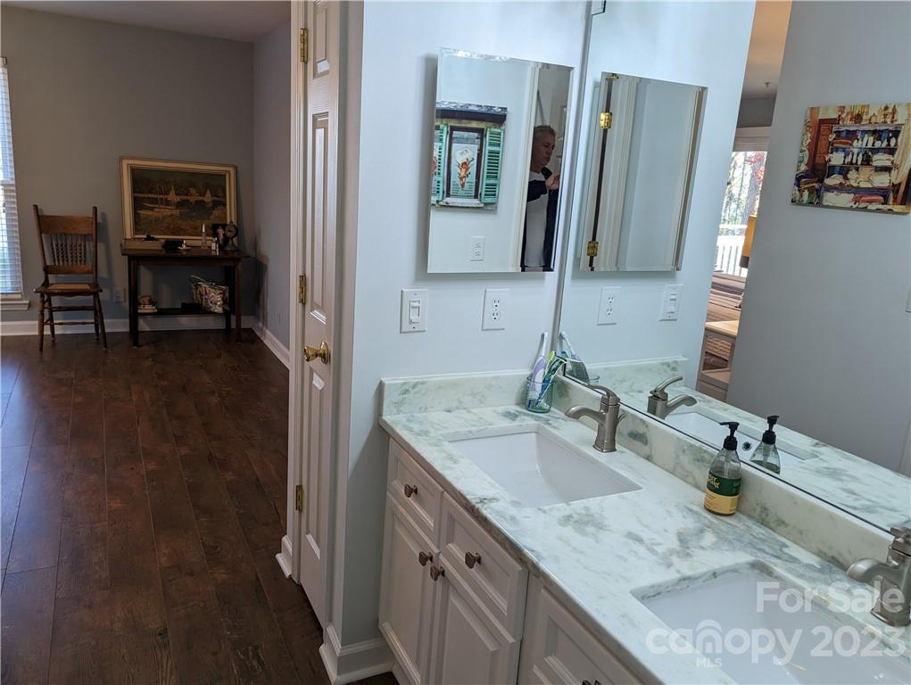 Spinnaker Point - Residential