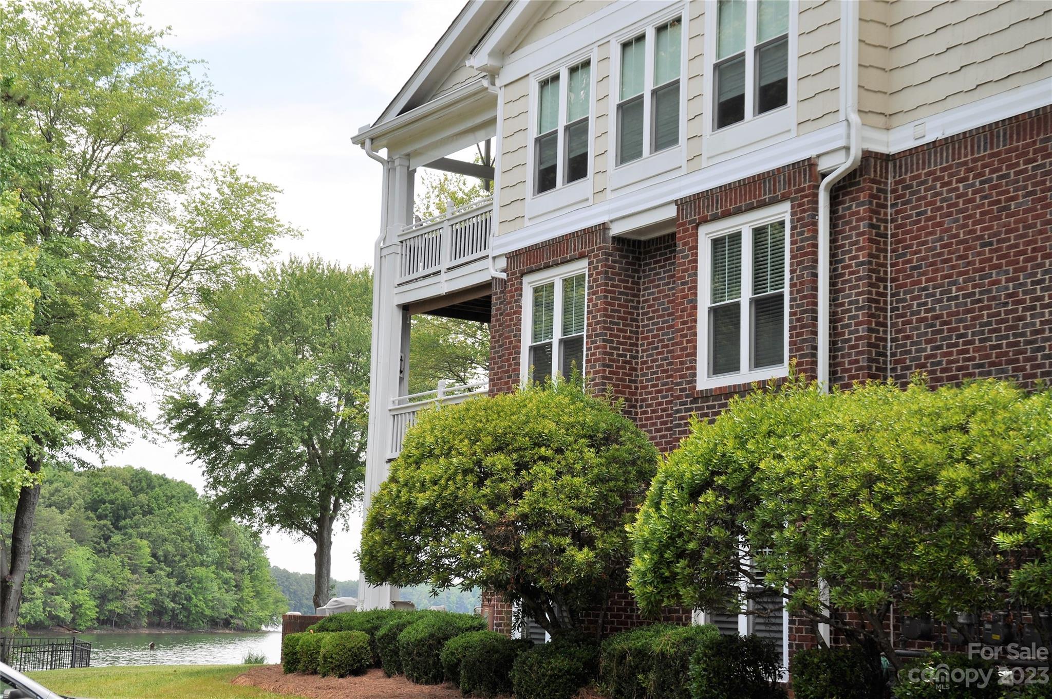 Spinnaker Point - Residential