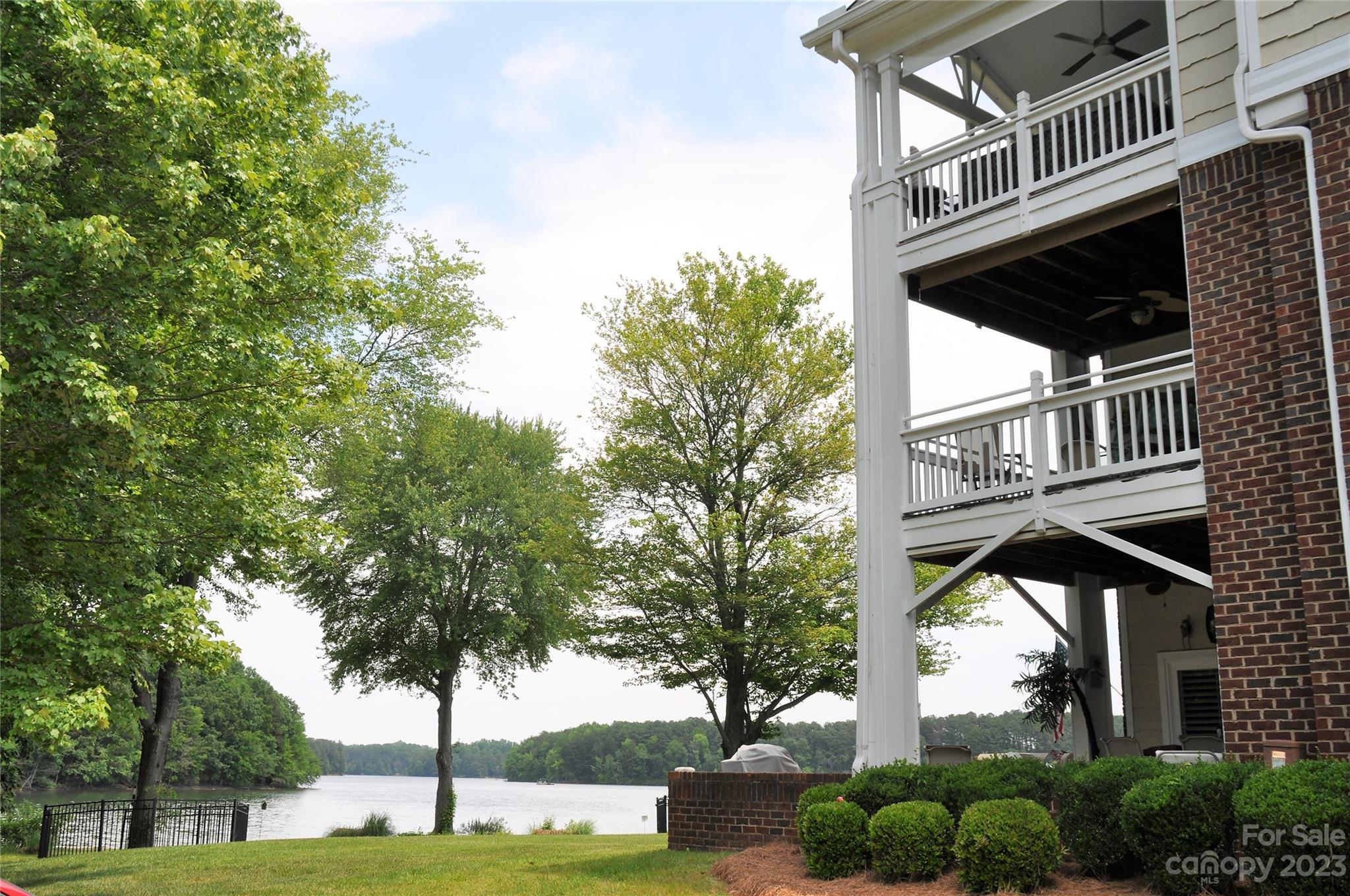 Spinnaker Point - Residential