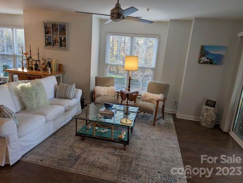 Spinnaker Point - Residential