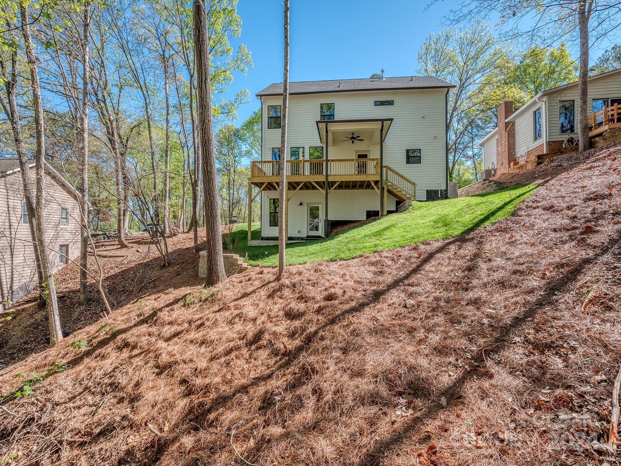 Tega Cay - Residential