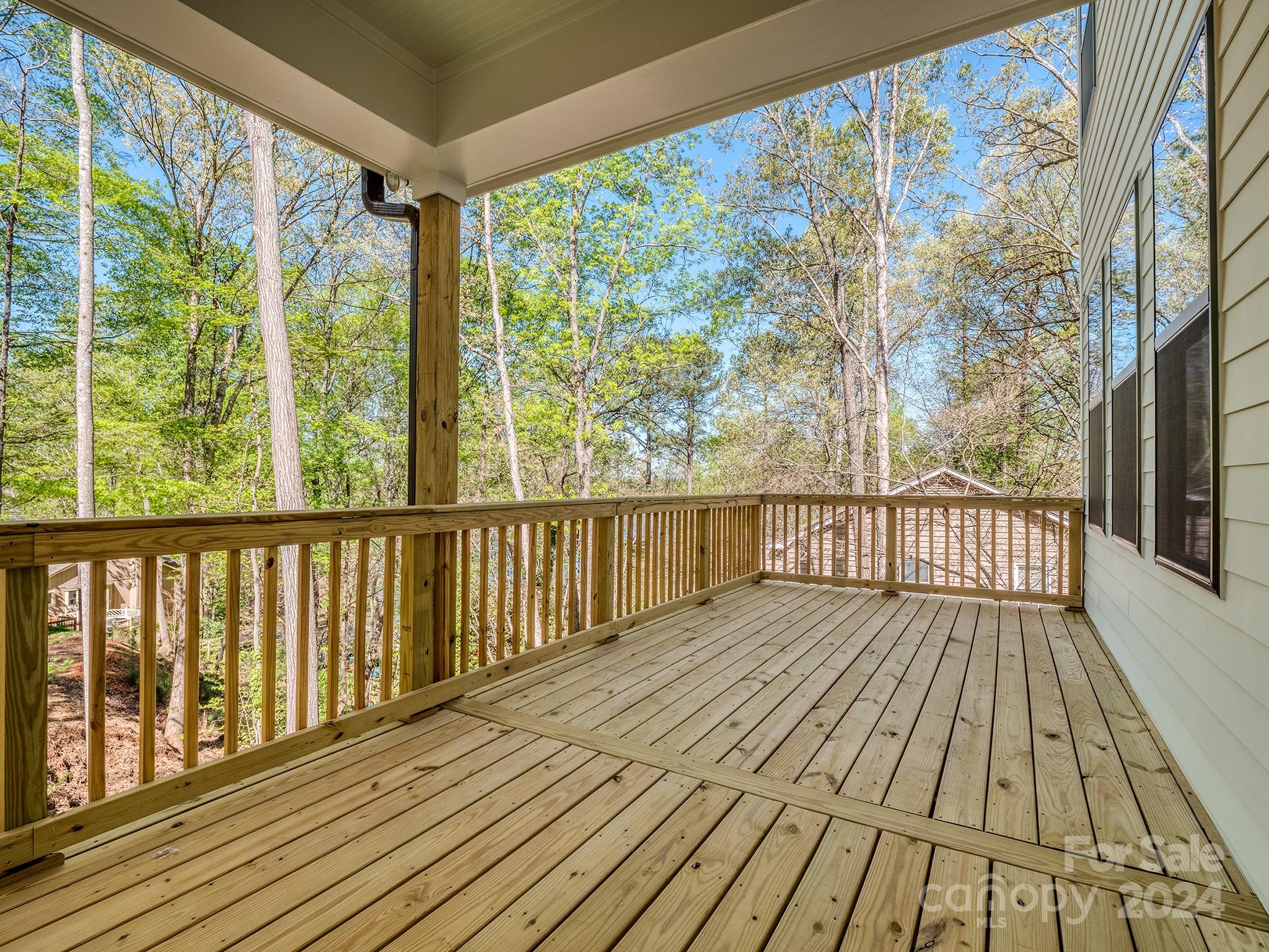 Tega Cay - Residential