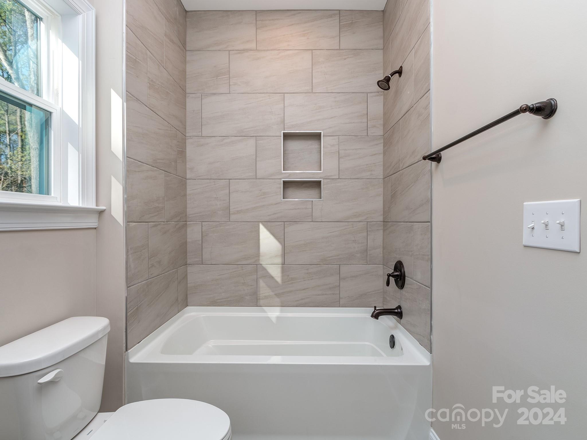 Tega Cay - Residential