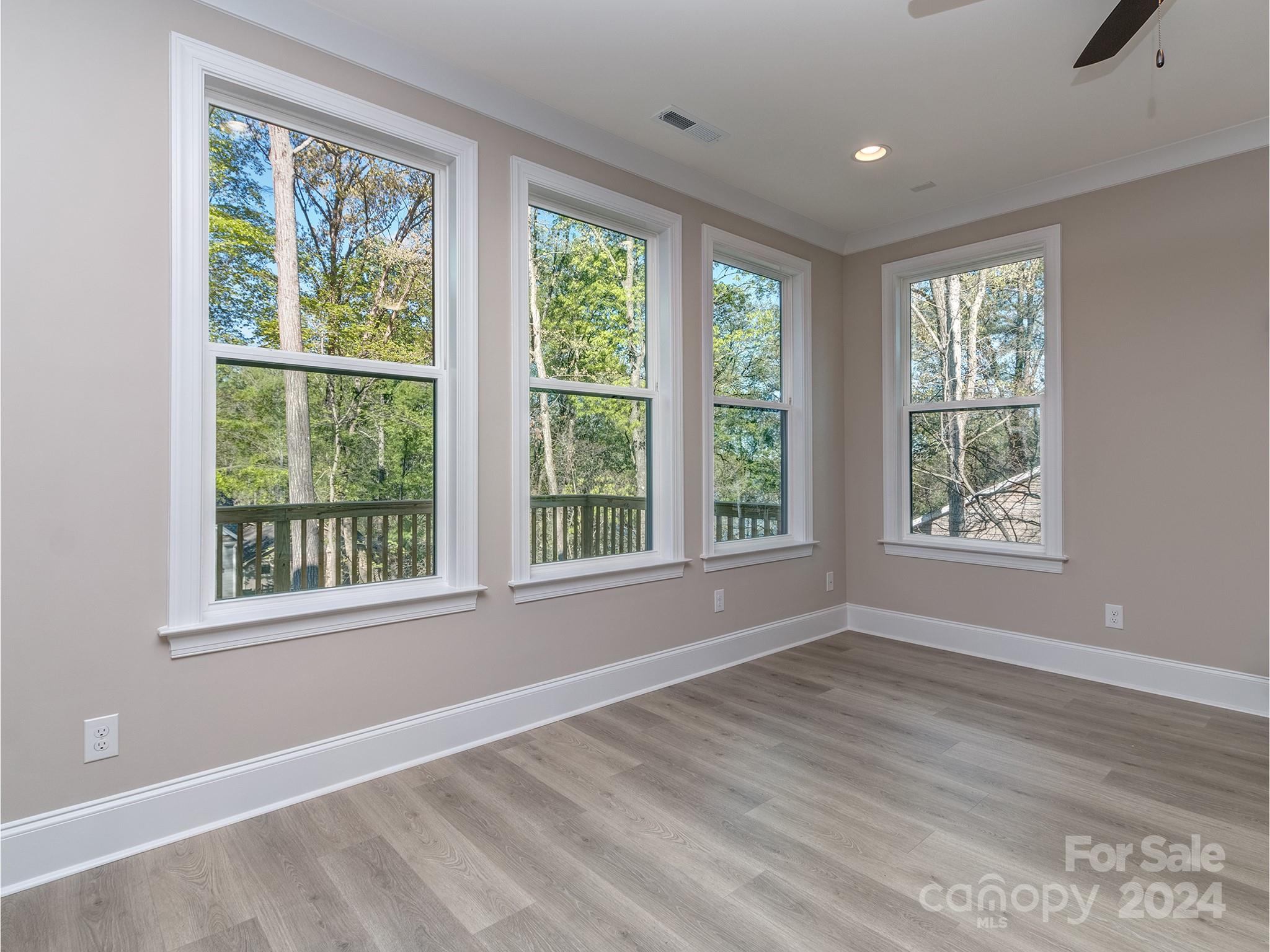 Tega Cay - Residential