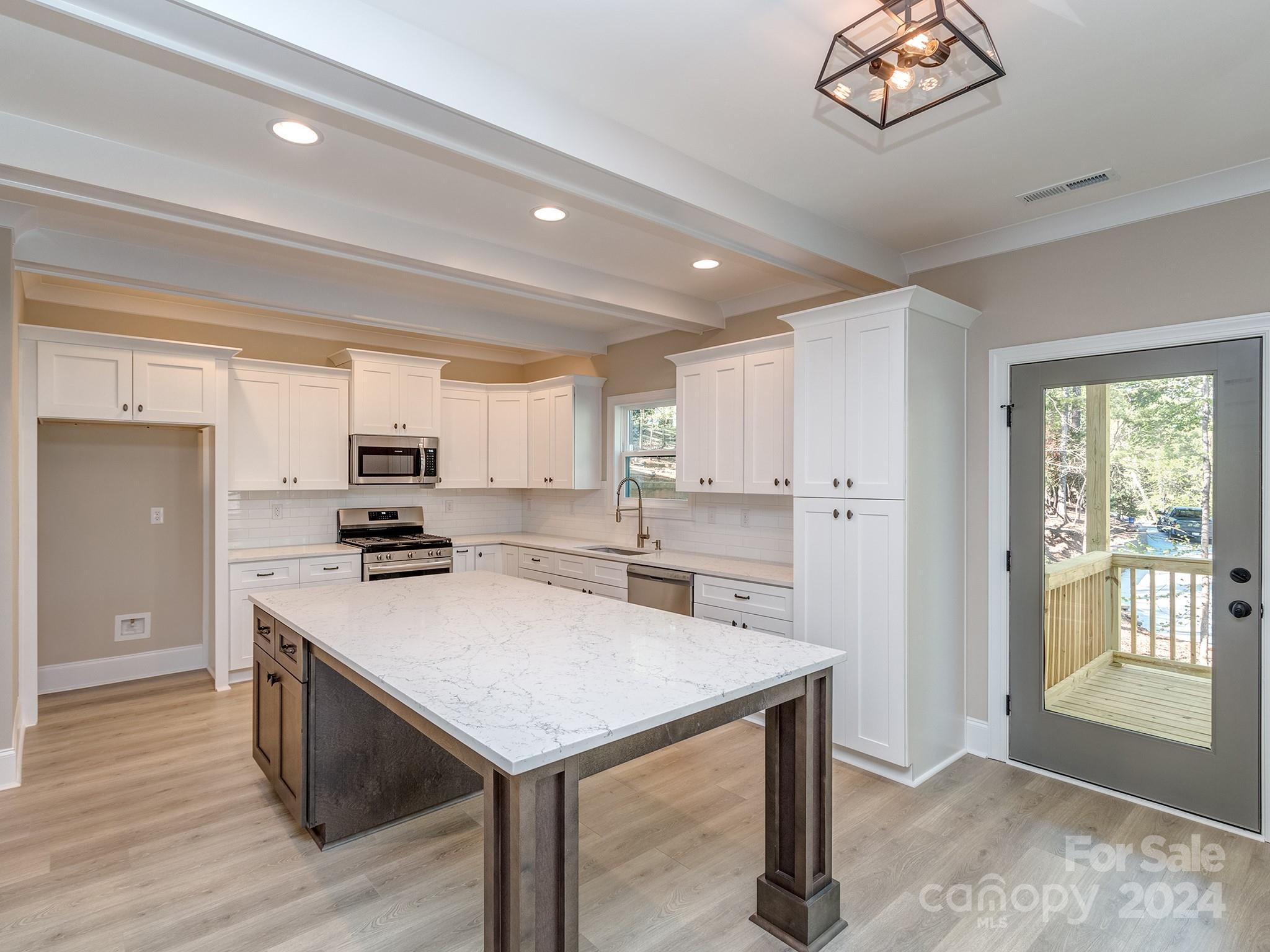 Tega Cay - Residential