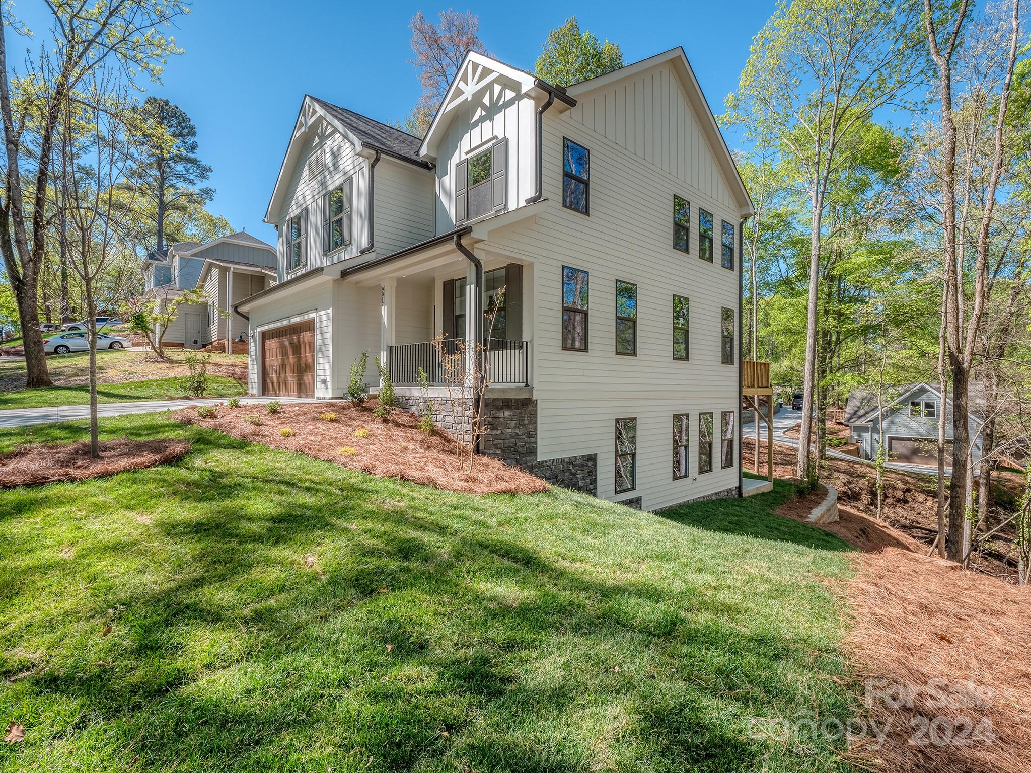 Tega Cay - Residential
