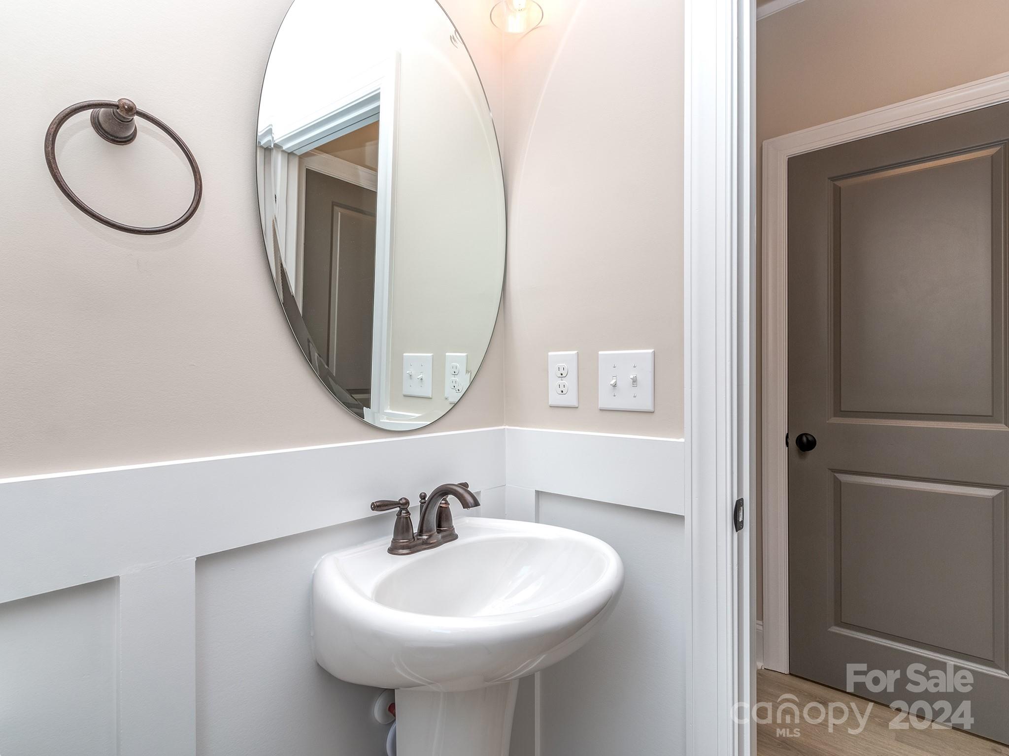 Tega Cay - Residential