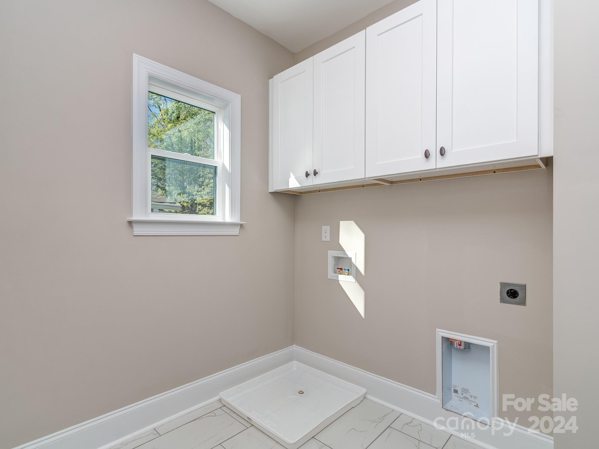 Tega Cay - Residential