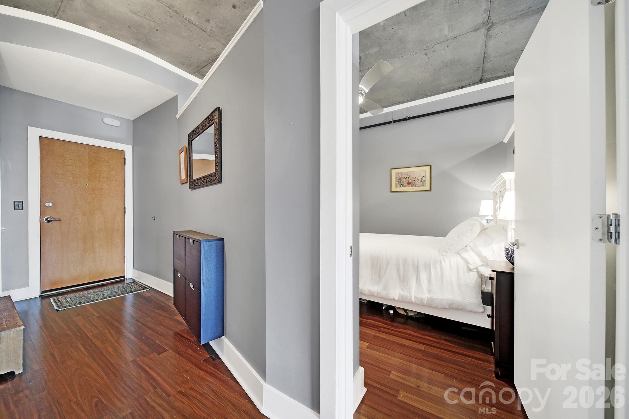 505 E 6th Street 909
