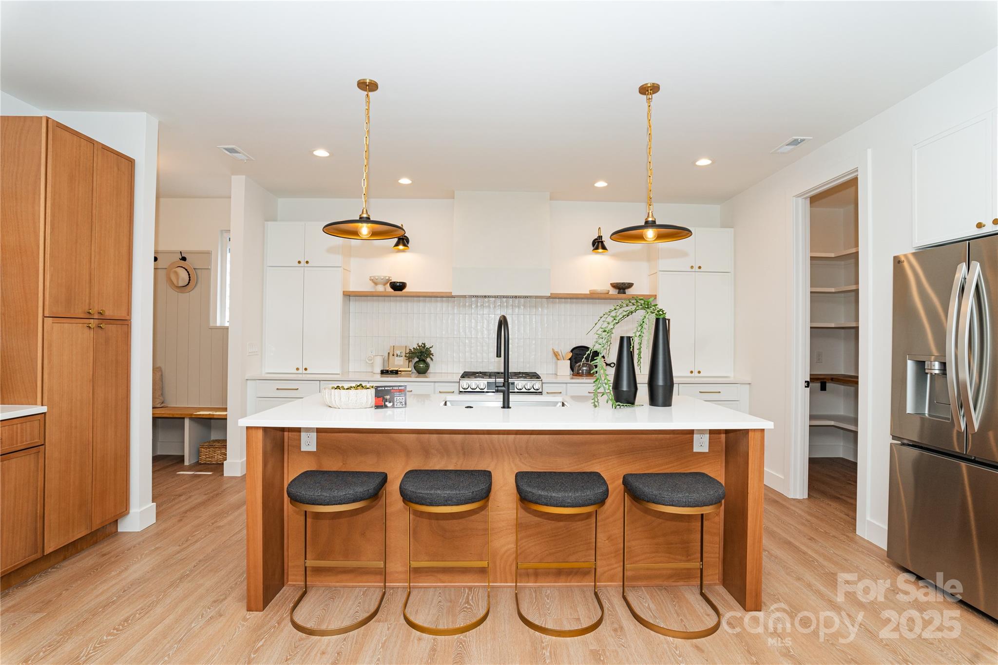 6711 Creft Circle