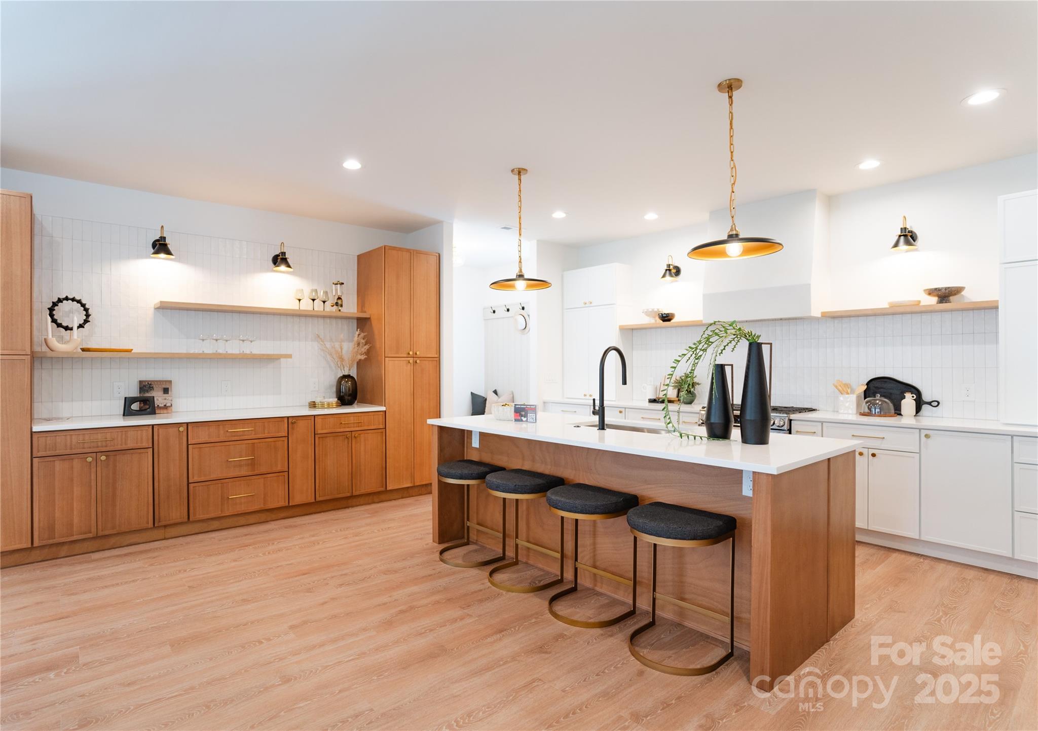 6711 Creft Circle