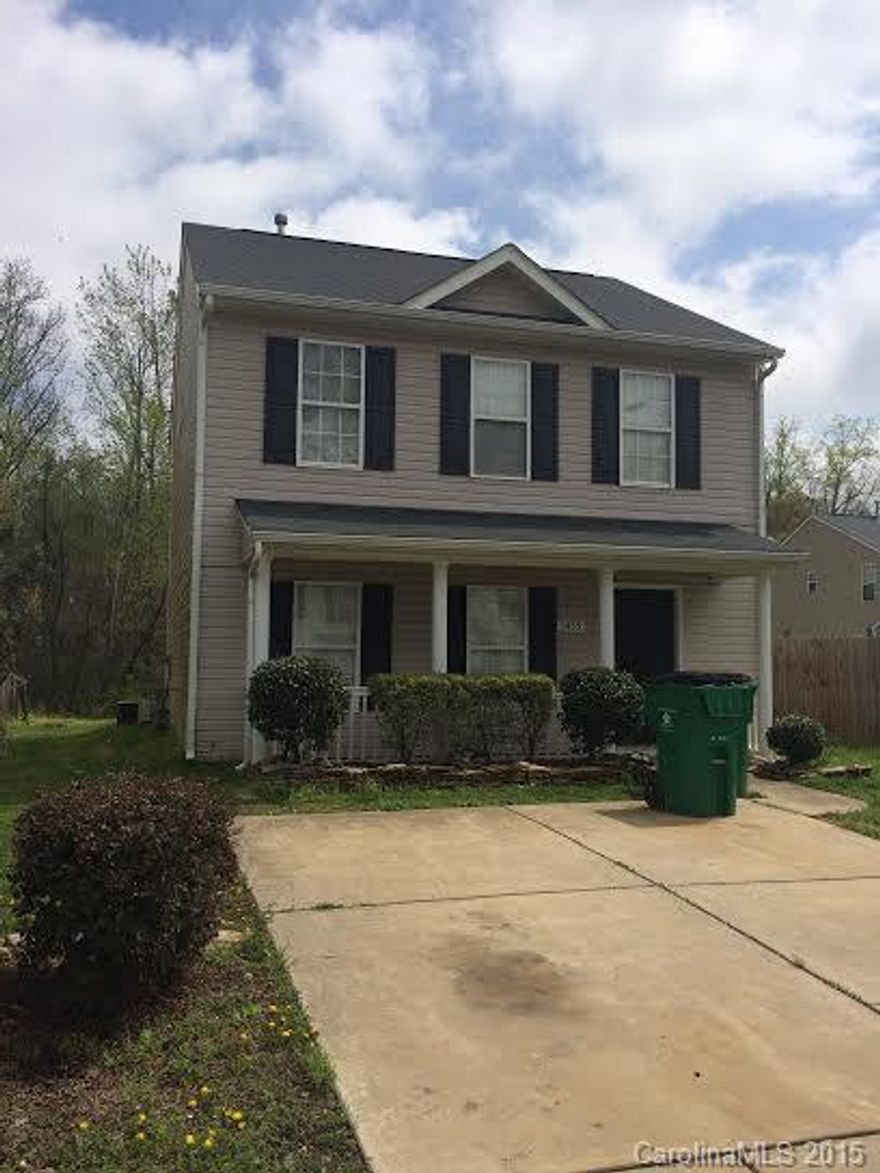 This property has 3 bedrooms and 2 bathrooms. Large yards surround the property, excellent for enjoying the Charlotte weather!  Easy access to I-77 and W WT Harris Blvd.