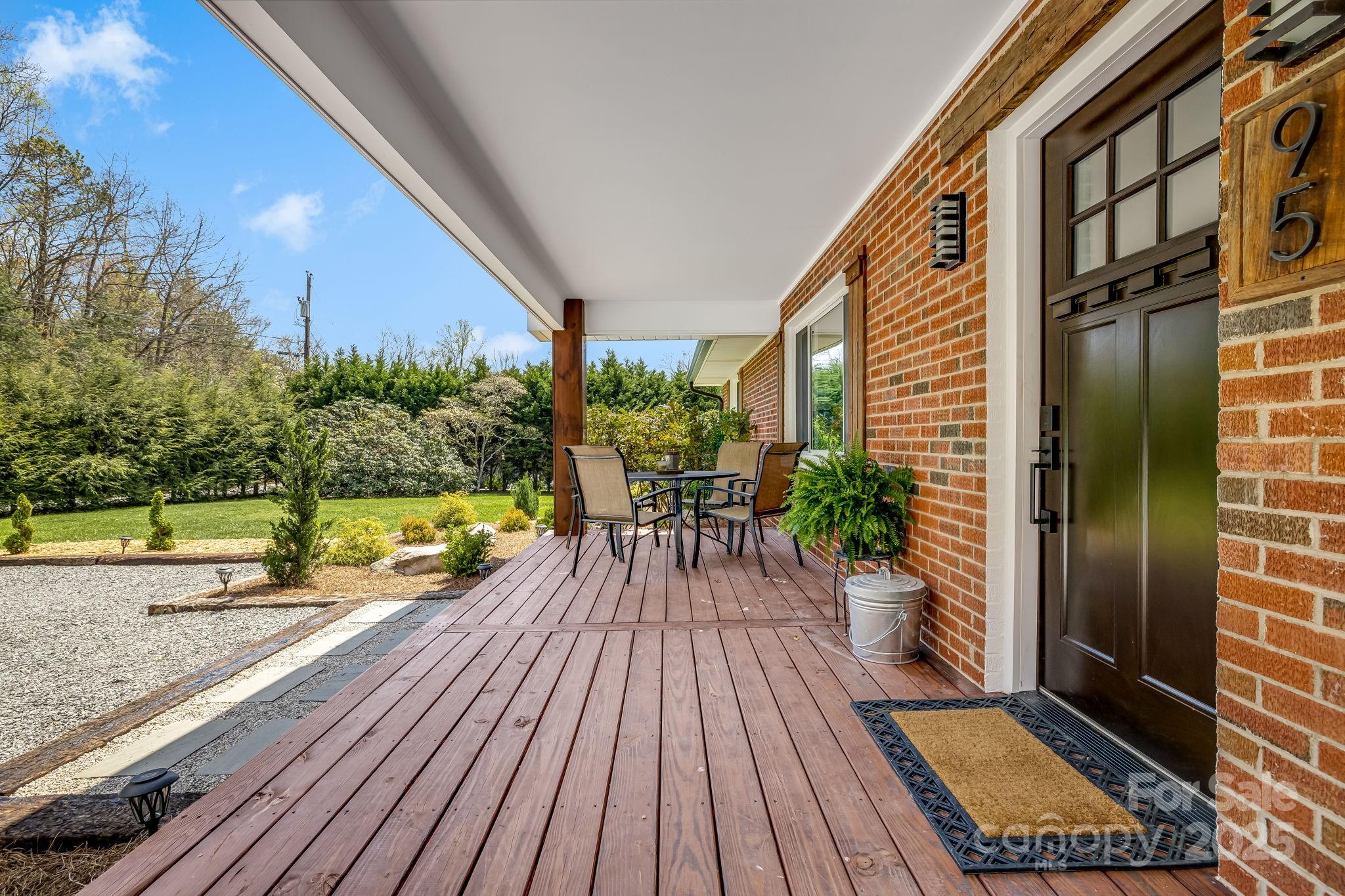 95 Hunters Ridge Road