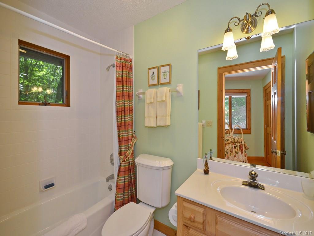 Laurel Ridge Country Club - Residential