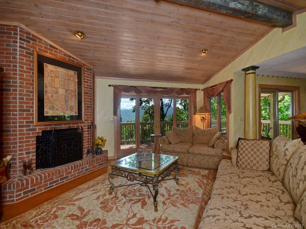 Laurel Ridge Country Club - Residential