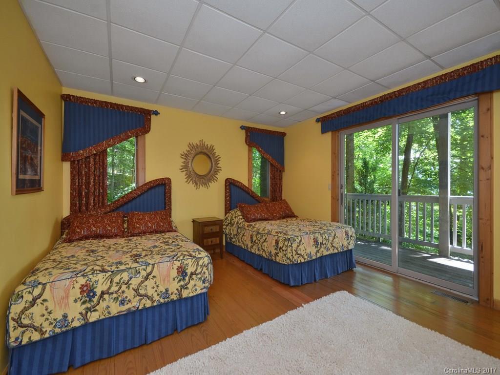 Laurel Ridge Country Club - Residential