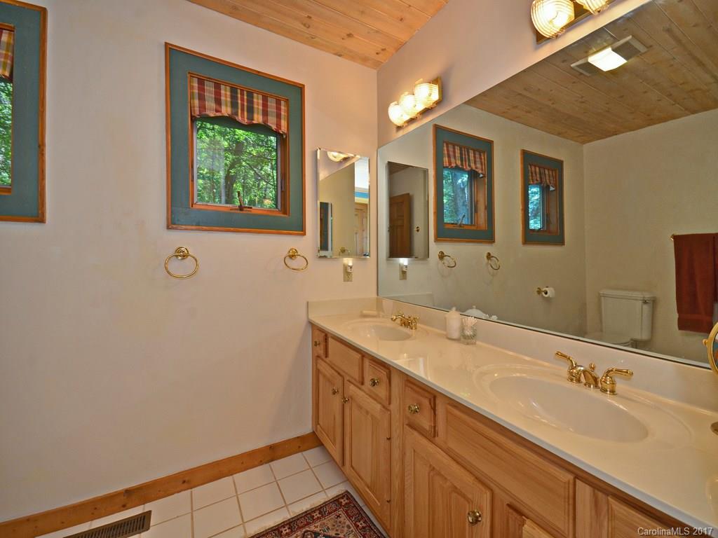 Laurel Ridge Country Club - Residential