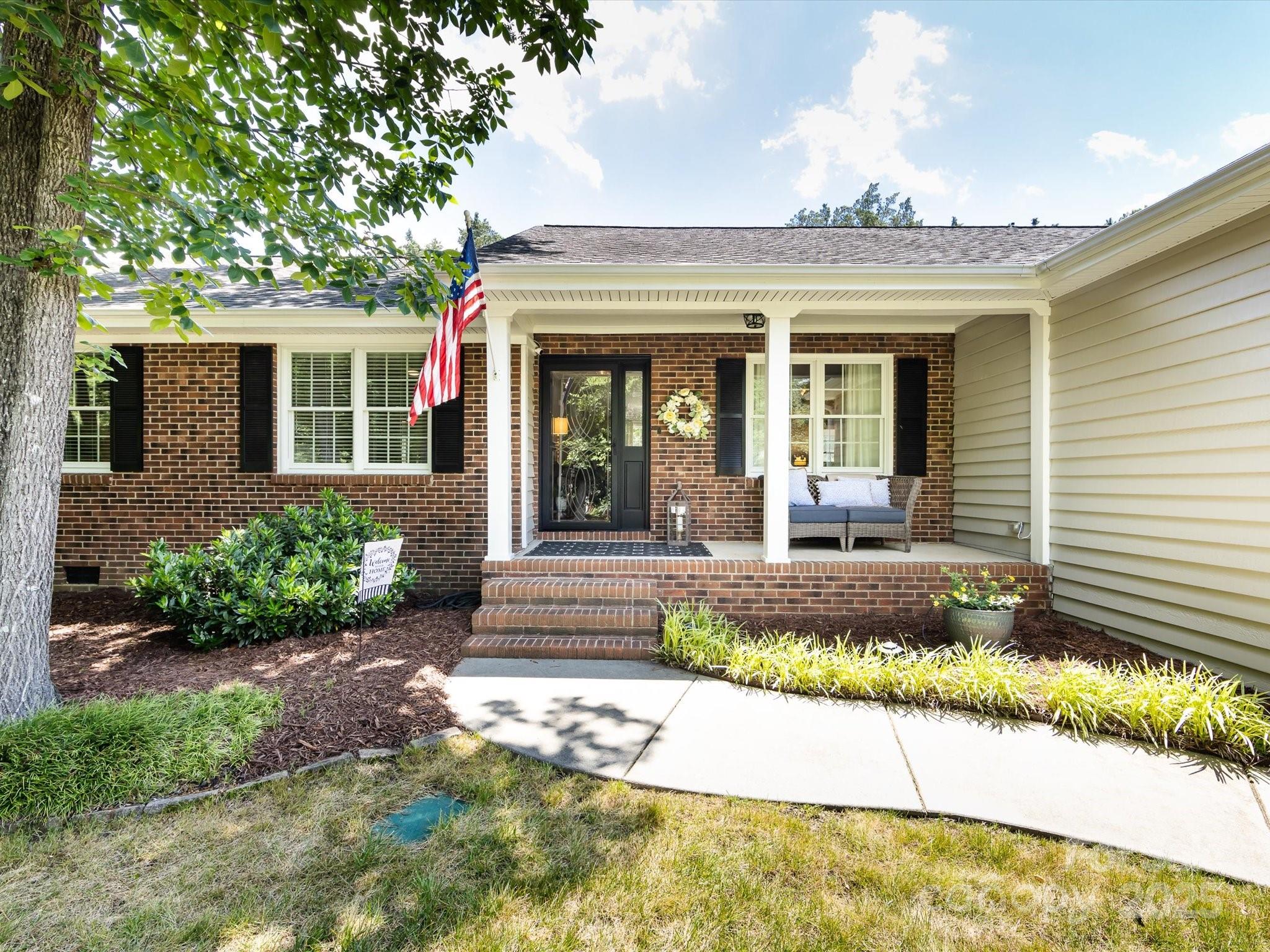 4925 Cedar Forest Drive